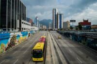 Straße in Kolumbiens Hauptstadt Bogotá. Präsident Duque verhängte am 24. März strikte Ausgangsbeschränkungen